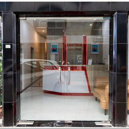 RedDoorz Plus @ Centrium Katamso Medan Exterior foto